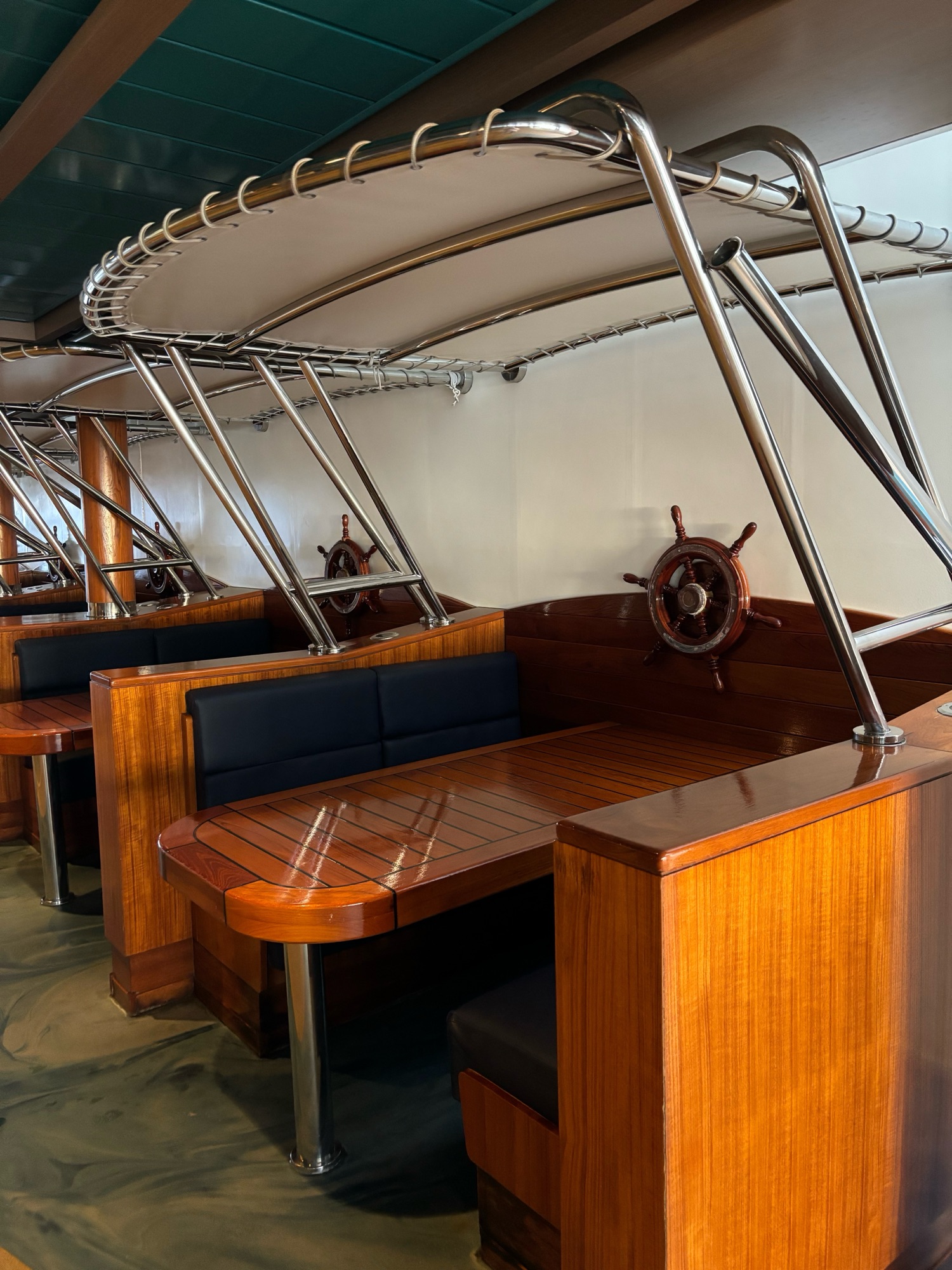 Norwegian Bliss Reviews: Dining, Activities, and More – The Roaming Wolf